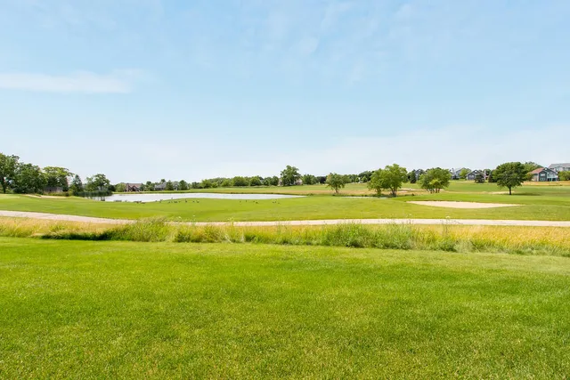 $969,900 | 365 Foxwood Trail, Unit 3408, Geneva, WI 53147