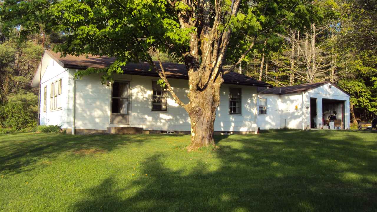 262 Clay Hill Road Hartland, VT 05048 - Photo 1 of 8 Gallery Image 1
