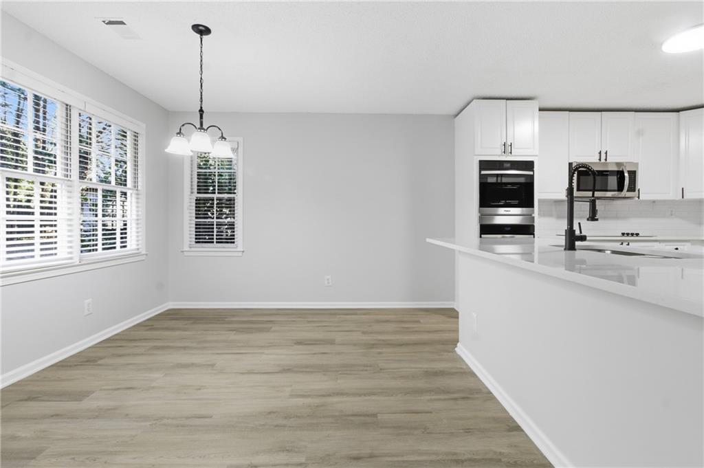 2110 Meadow View Court Grayson, GA 30017 - Photo 18 of 51