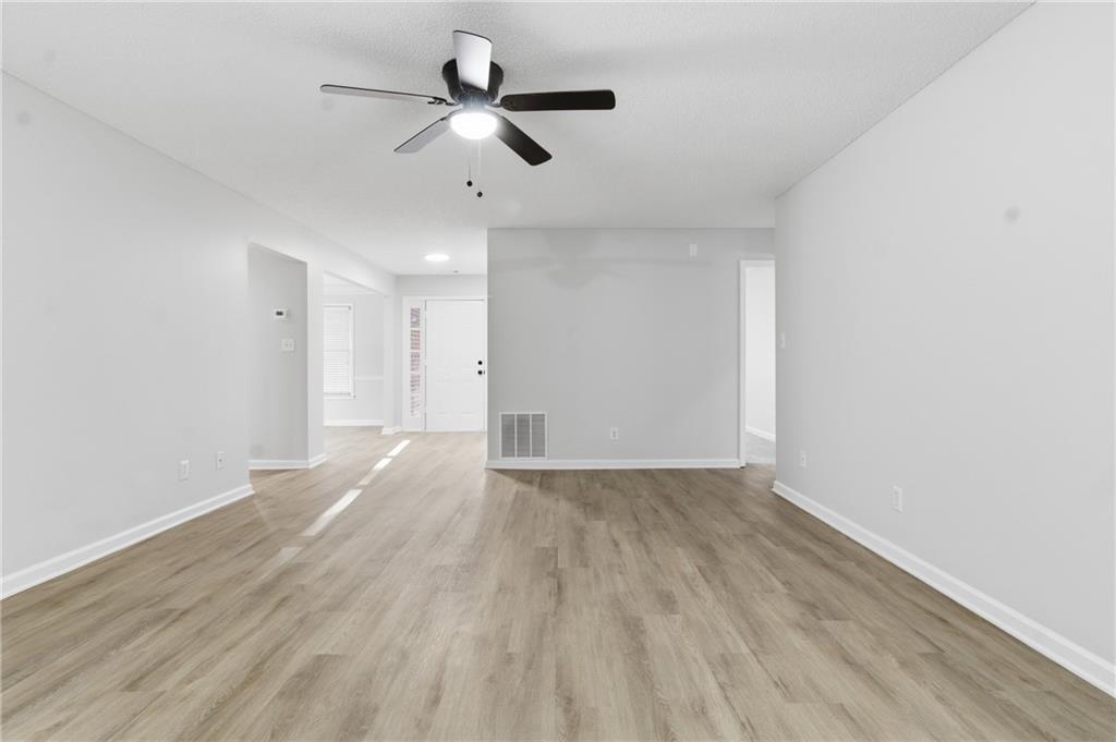 2110 Meadow View Court Grayson, GA 30017 - Photo 19 of 51