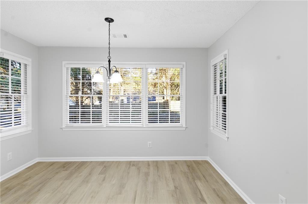 2110 Meadow View Court Grayson, GA 30017 - Photo 20 of 51