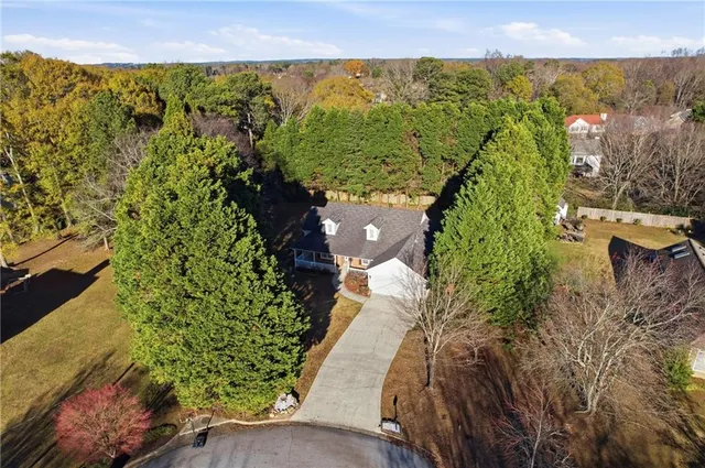 $2,350 | 2110 Meadow View Court, Grayson, GA 30017