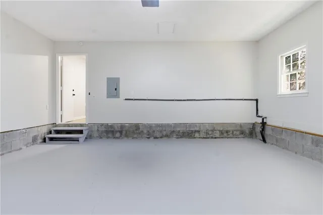 $2,350 | 2110 Meadow View Court, Grayson, GA 30017