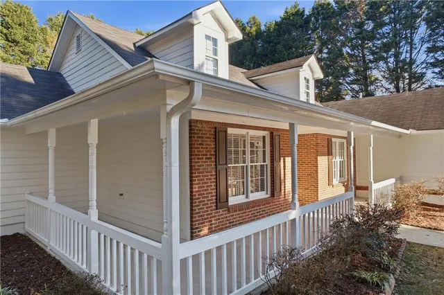 $2,350 | 2110 Meadow View Court, Grayson, GA 30017
