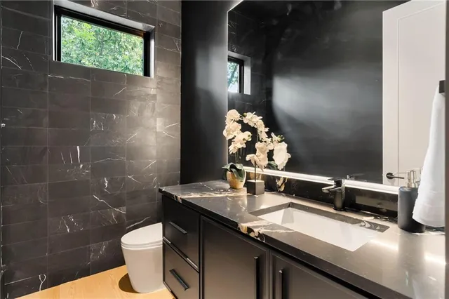 $2,190,000 | 580 Elmwood Drive Northeast, Atlanta, GA 30306