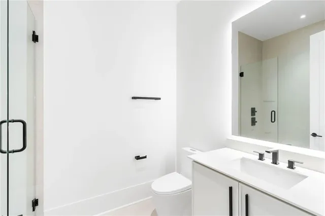 $2,190,000 | 580 Elmwood Drive Northeast, Atlanta, GA 30306