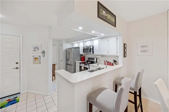 $5,300 | 13046 Amberley Court, Unit 602R, Bonita Springs, FL 34135