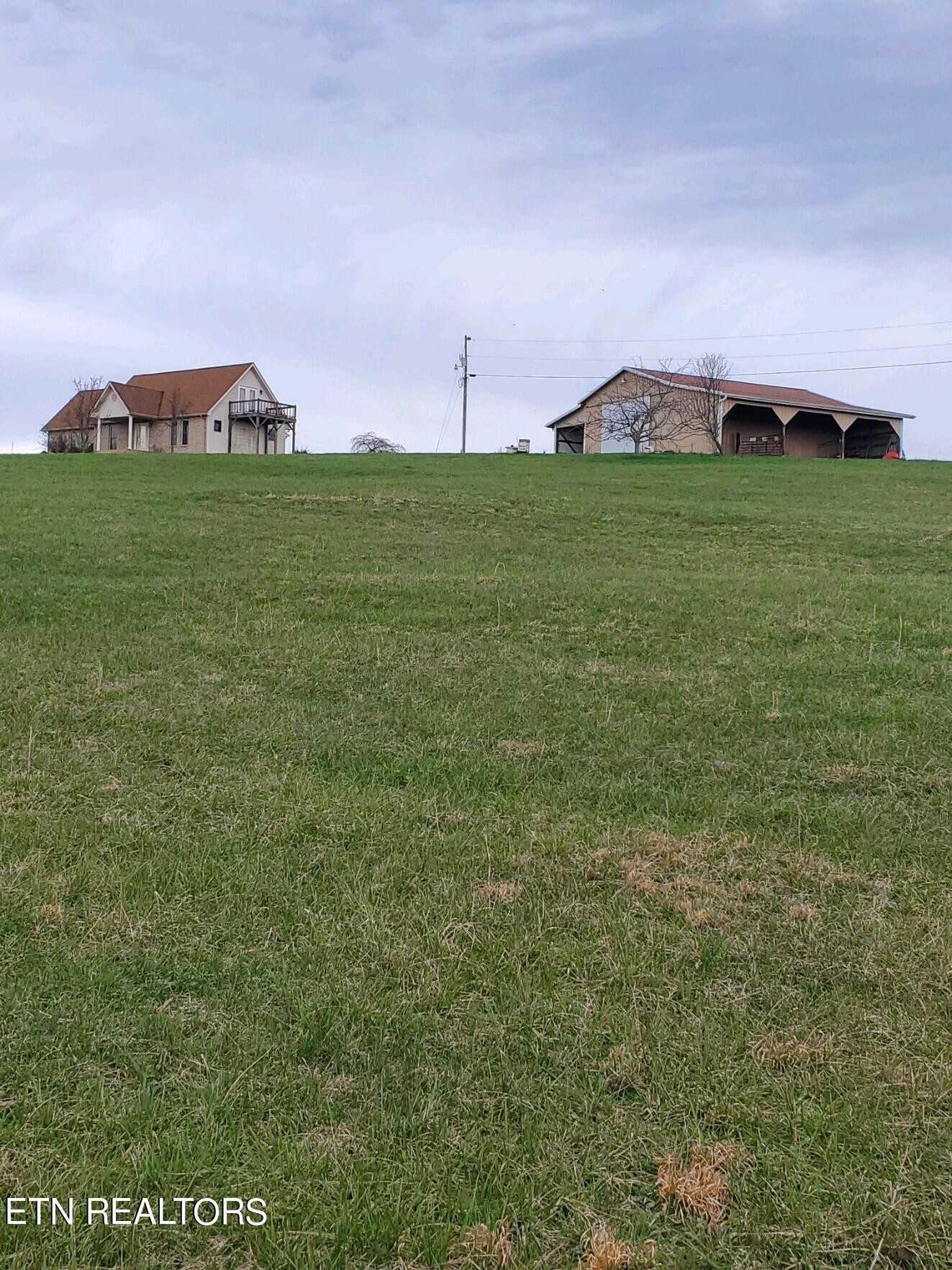 947 Locust Grove Road New Tazewell, TN 37825 - Photo 7 of 28 Gallery Image 7
