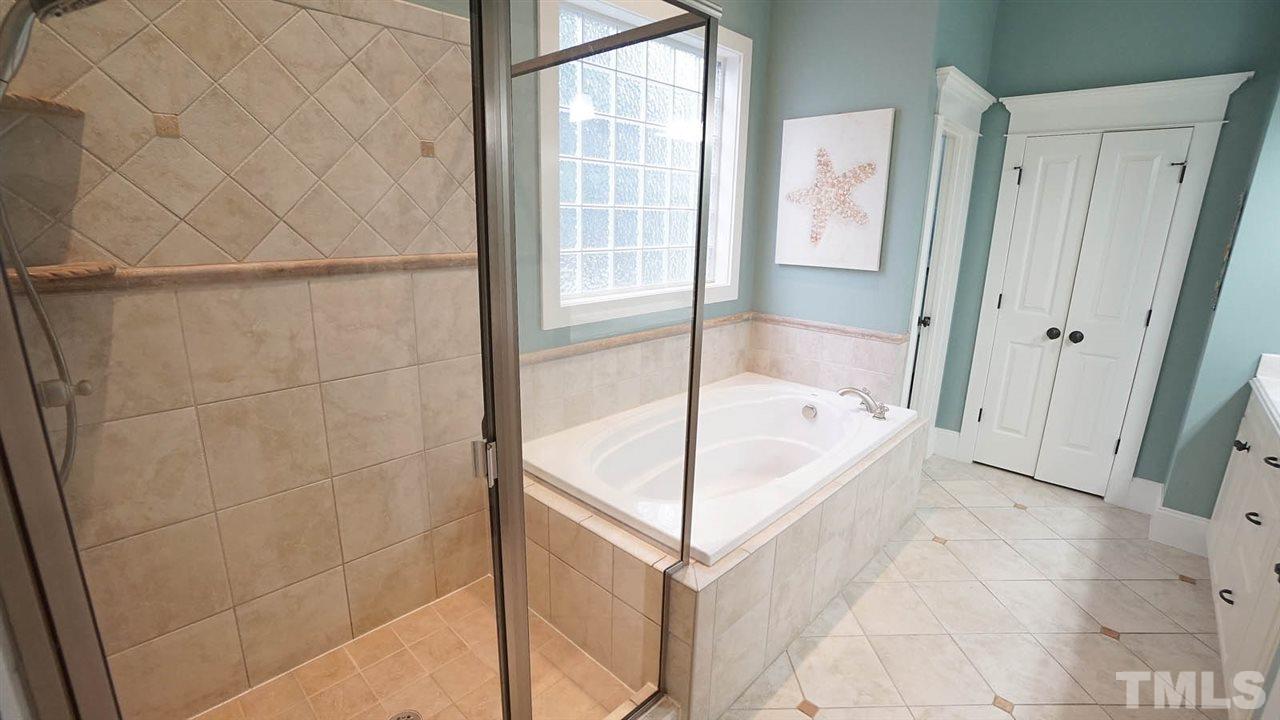 2102 Hopeton Avenue Raleigh, NC 27614 - Photo 17 of 30