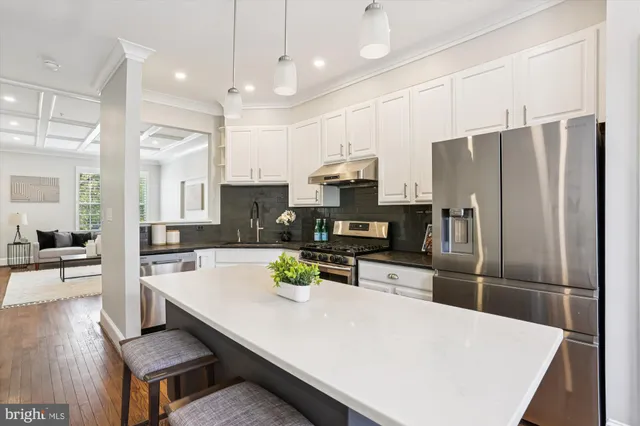 $794,900 | 655 Gatestone Square Street, Gaithersburg, MD 20878