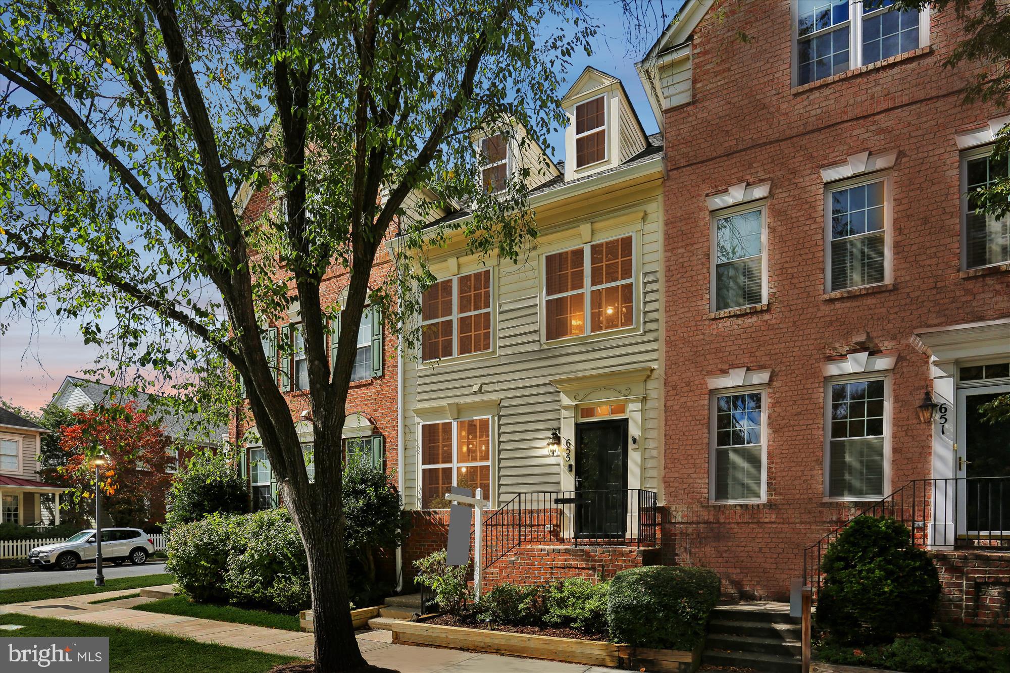 655 Gatestone Square Street Gaithersburg, MD 20878 - Photo 2 of 60 Front Elevation