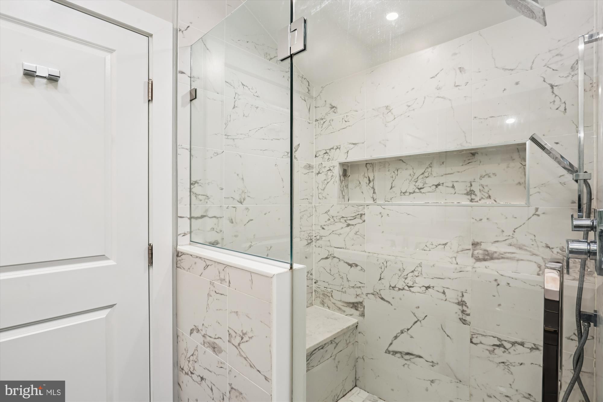 655 Gatestone Square Street Gaithersburg, MD 20878 - Photo 21 of 60 Bath