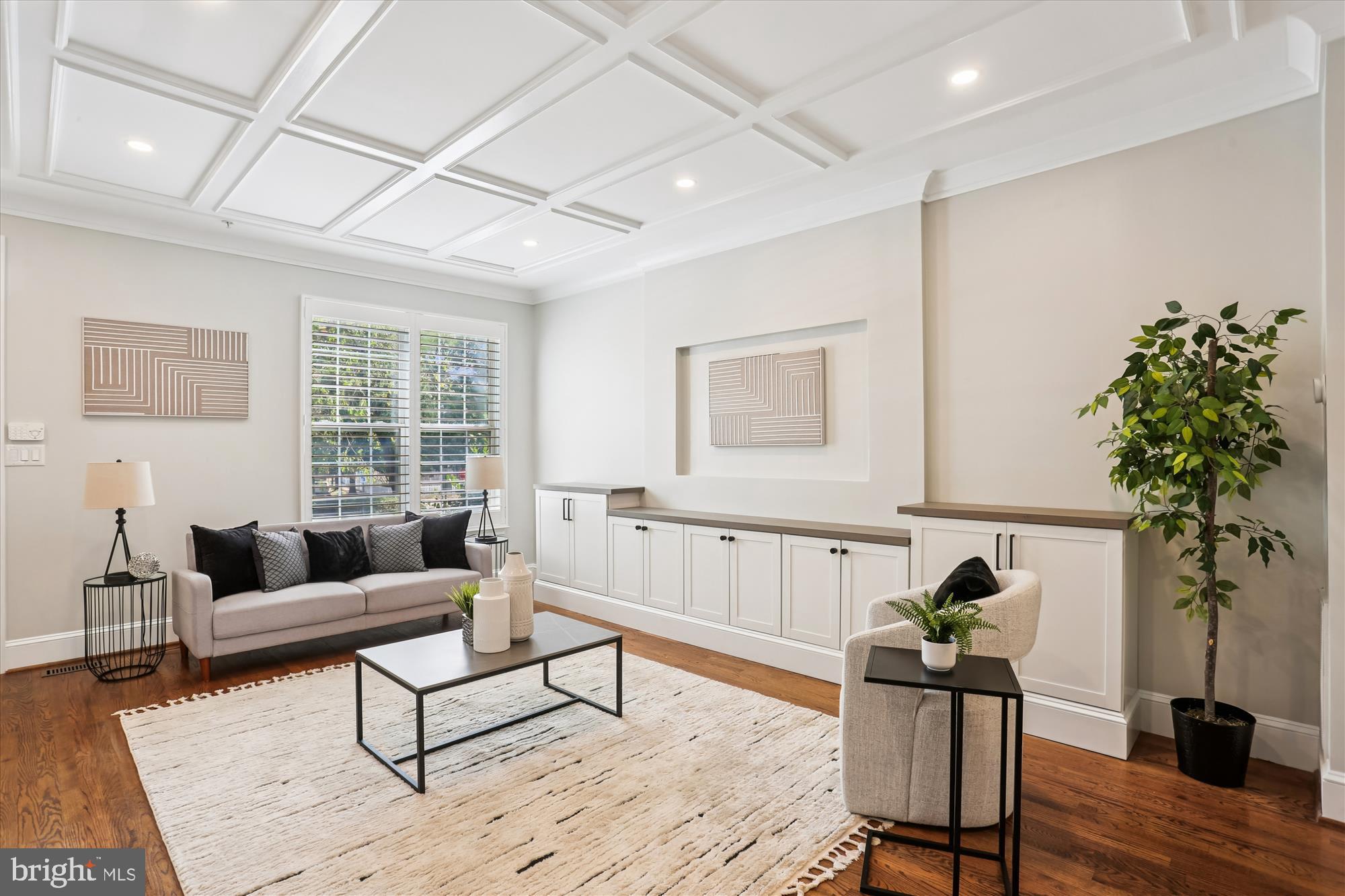 655 Gatestone Square Street Gaithersburg, MD 20878 - Photo 8 of 60 Living Room