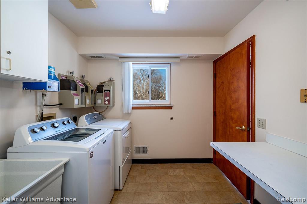 33729 Mulvey Road Fraser, MI 48026 - Photo 19 of 44