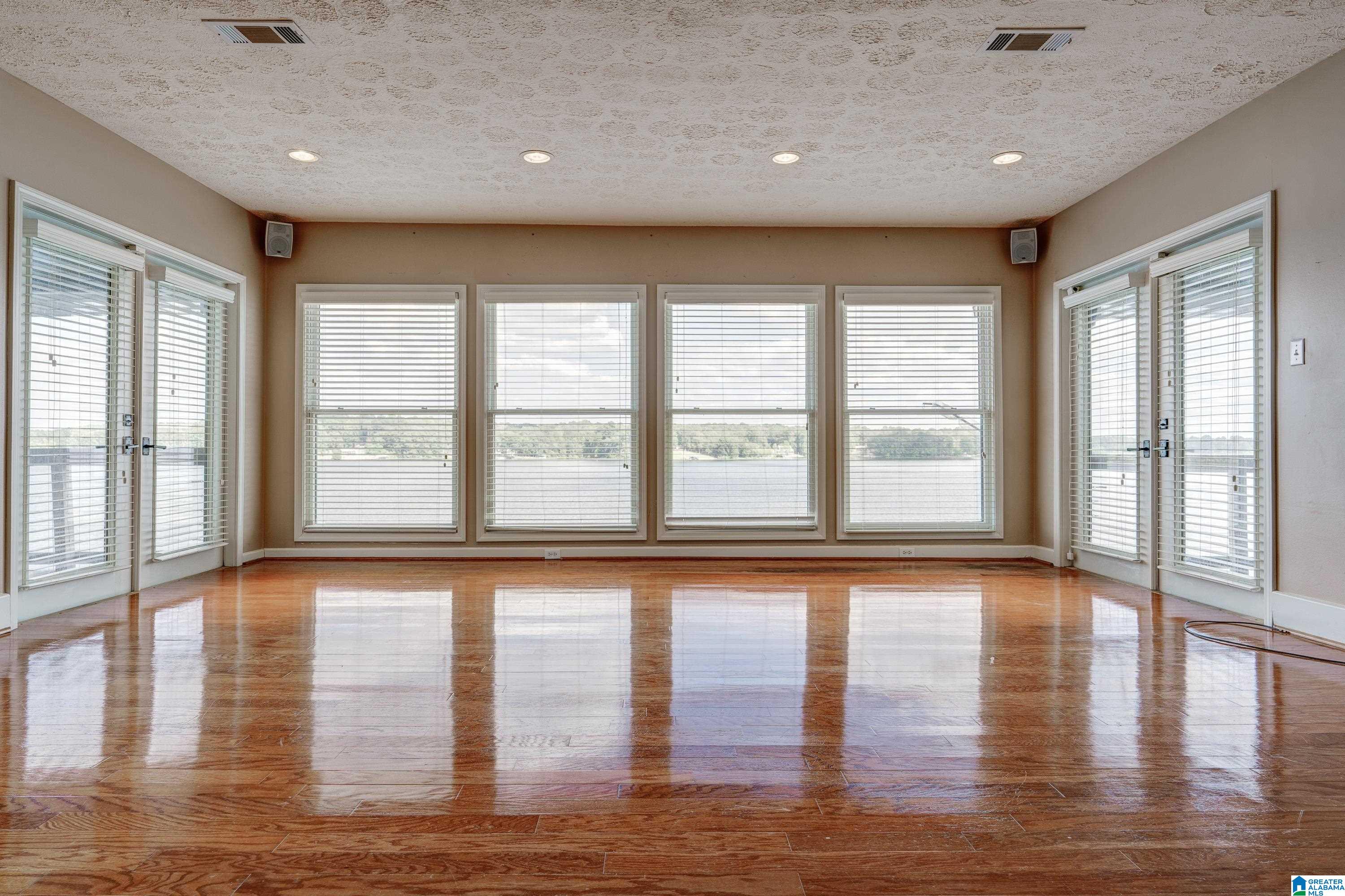 1384 Blackberry Road Deatsville, AL 36022 - Photo 4 of 50