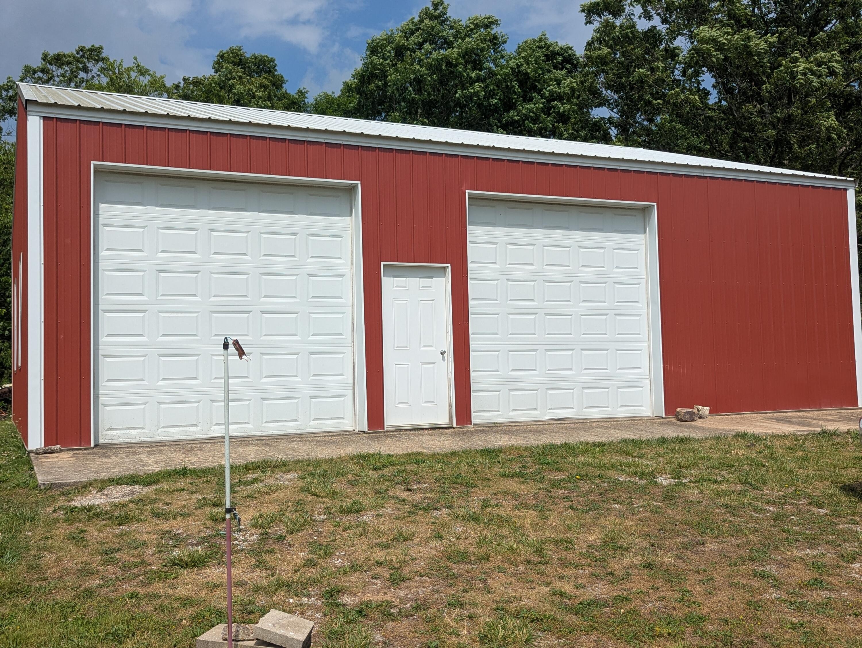 5608 State Rte UU Pomona, MO 65789 - Photo 22 of 24 PXL_20260518_155855825.PORTRAIT.ORIGINAL