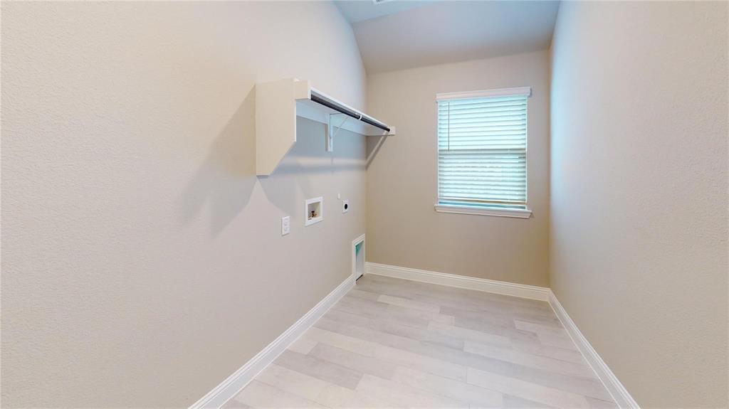 1420 Elizabeth Street Anna, TX 75409 - Photo 15 of 18 an empty room with windows