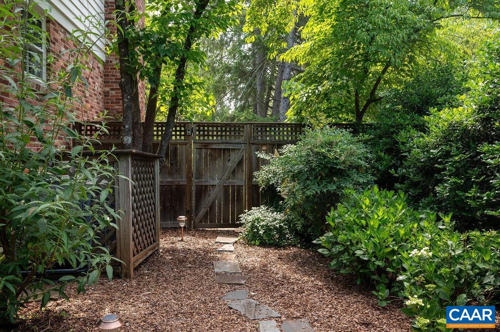 1621 Meadowbrook Heights Road Charlottesville, VA 22901 - Photo 31 of 37 Fenced yard