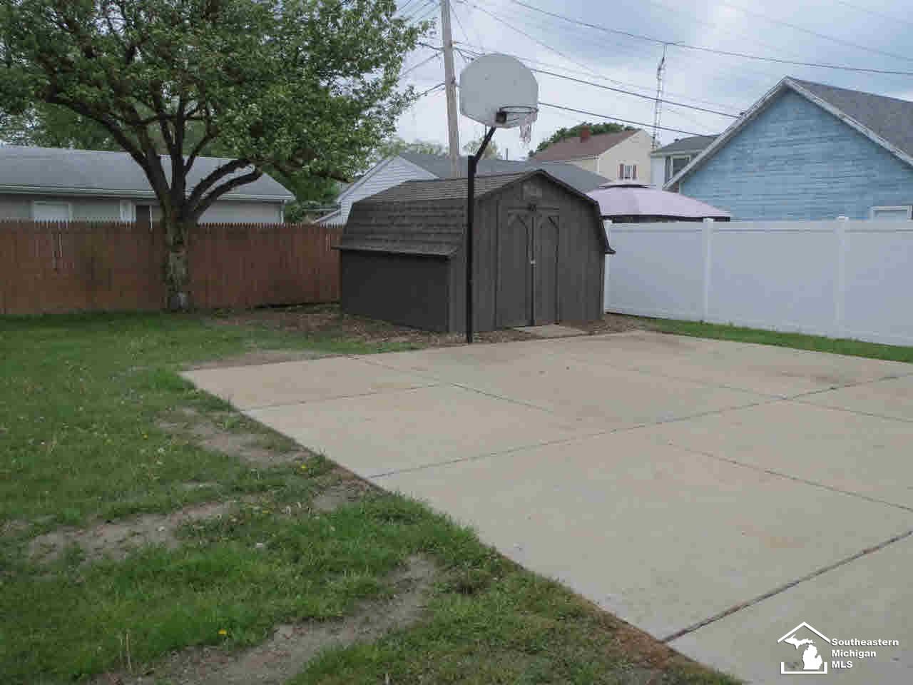 1538 South Custer Road Monroe, MI 48161 - Photo 14 of 15