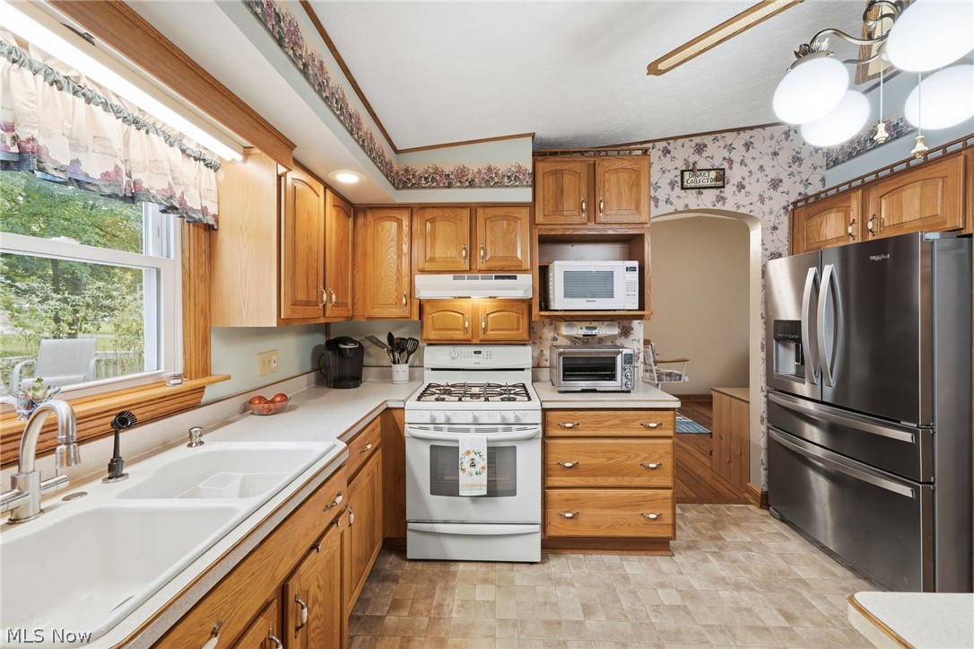 695 Old Forge Road Kent, OH 44240 - Photo 14 of 45 Gallery Image 14