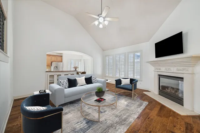 $3,600 | 15614 Stone Gables Lane, Houston, TX 77044