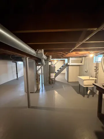 $184,900 | 2217 3rd Street, Trenton, MI 48183