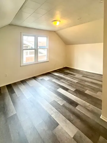 $184,900 | 2217 3rd Street, Trenton, MI 48183