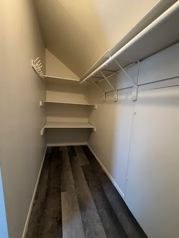 $184,900 | 2217 3rd Street, Trenton, MI 48183