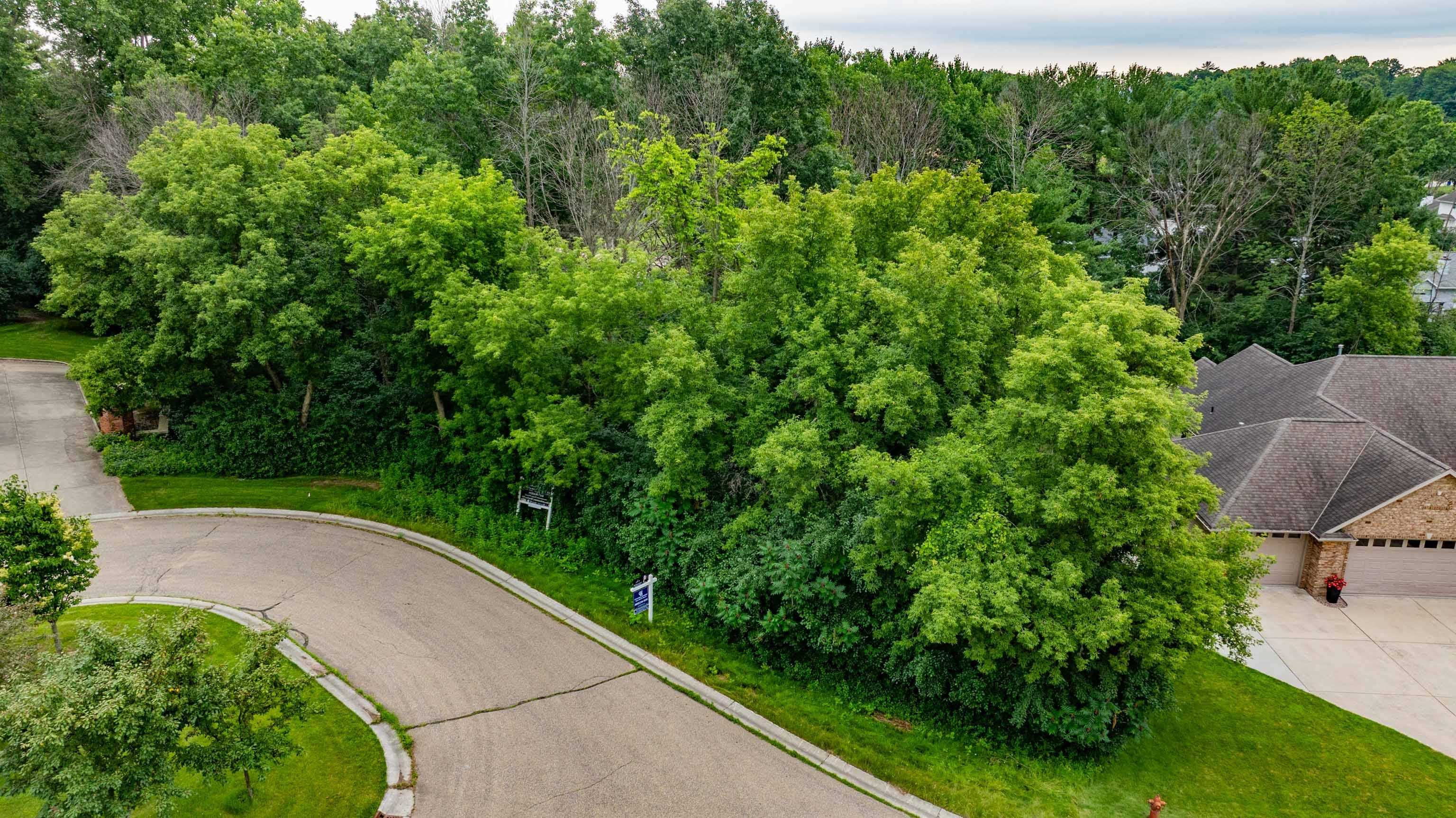 4600 Seminole Trail Green Bay, WI 54313 - Photo 7 of 24