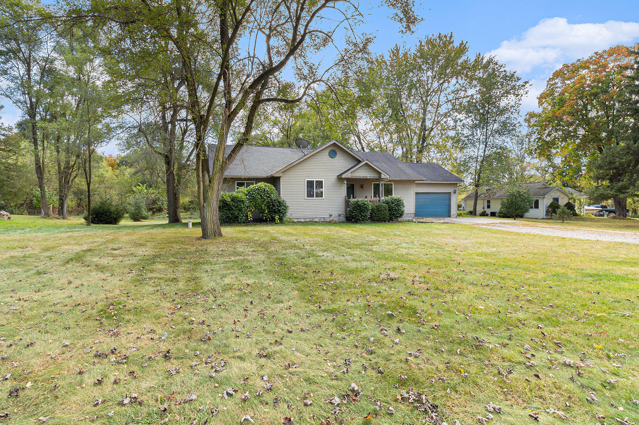 1270 Bowers Road Lapeer, MI 48446 - Photo 2 of 28 002_786a4463_28