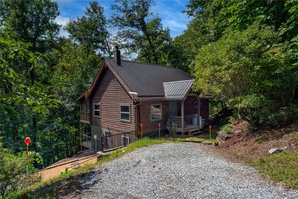 $679,000 | 3925 Blackberry Crest Lane, Lenoir, NC 28645