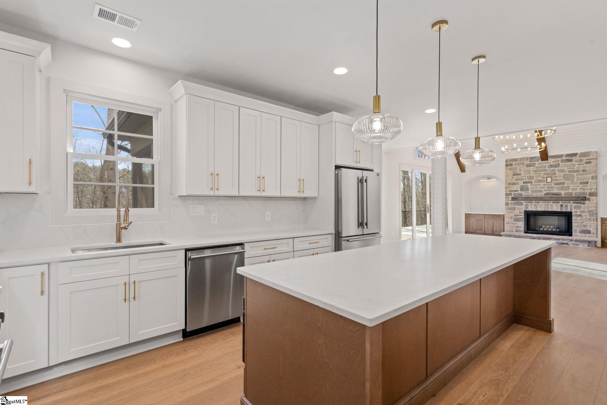 328 Glen Hollow Road Travelers Rest, SC 29690 - Photo 14 of 41