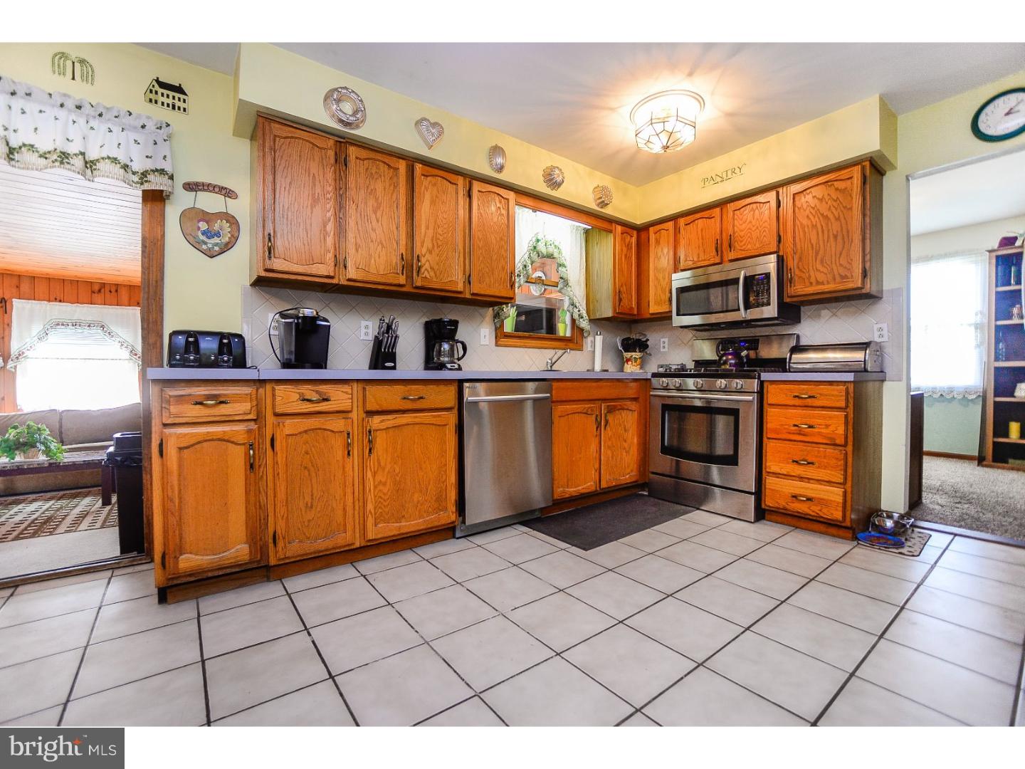13 Linden Street Mickleton, NJ 08056 - Photo 5 of 25 Gallery Image 5