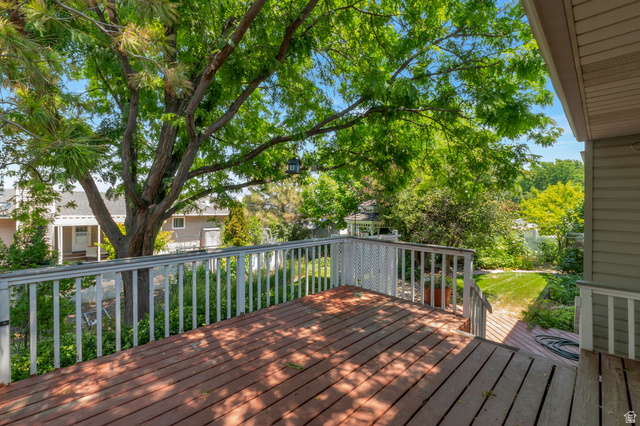 1386 West Bristol Ridge Road West Jordan, UT 84088 - Photo 25 of 30