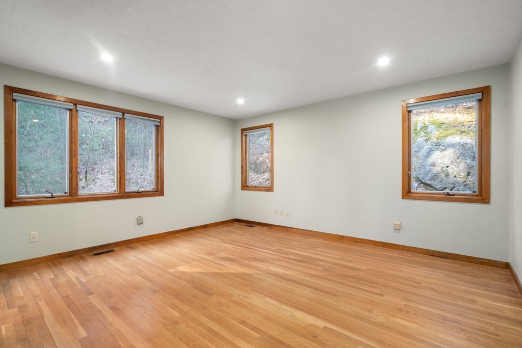 25 Adams Road Sudbury, MA 01776 - Photo 19 of 42 Gallery Image 19