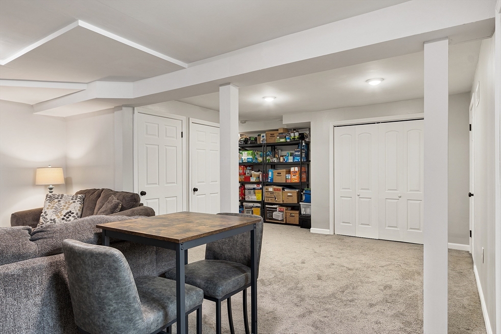 34 Troy Road North Andover, MA 01845 - Photo 33 of 42 Gallery Image 33