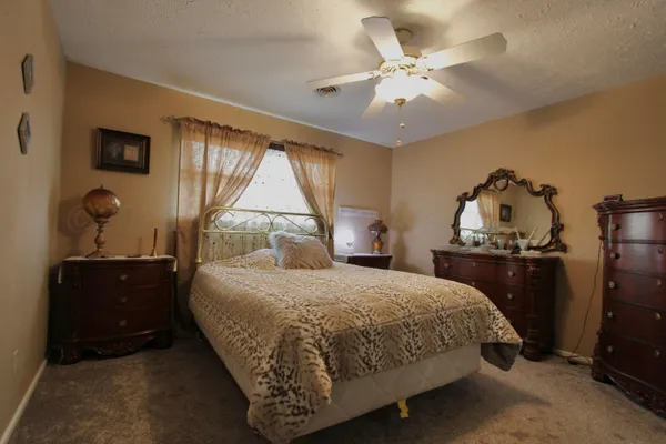 $195,000 | 1515 Dalhart Street, Wellington, TX 79095