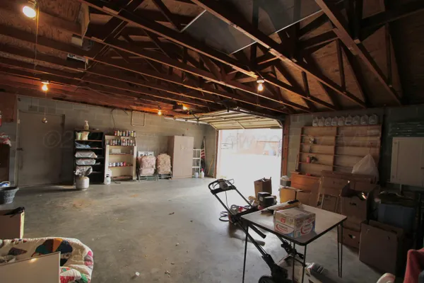 $195,000 | 1515 Dalhart Street, Wellington, TX 79095