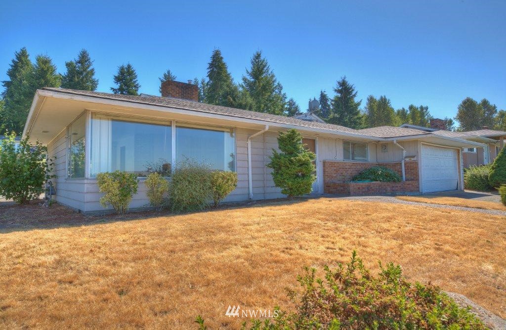 114 Monterey Place Northeast Renton, WA 98056 - Photo 1 of 12