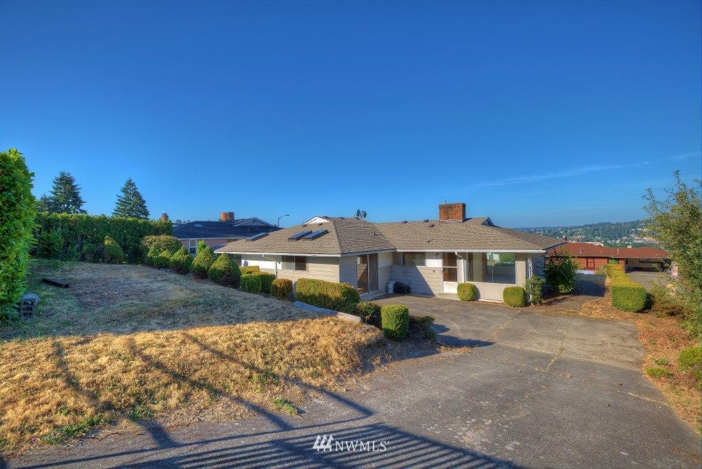 114 Monterey Place Northeast Renton, WA 98056 - Photo 11 of 12