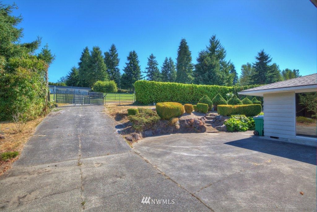 114 Monterey Place Northeast Renton, WA 98056 - Photo 12 of 12