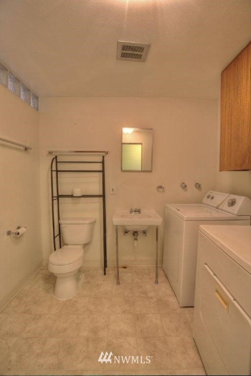 114 Monterey Place Northeast Renton, WA 98056 - Photo 10 of 12