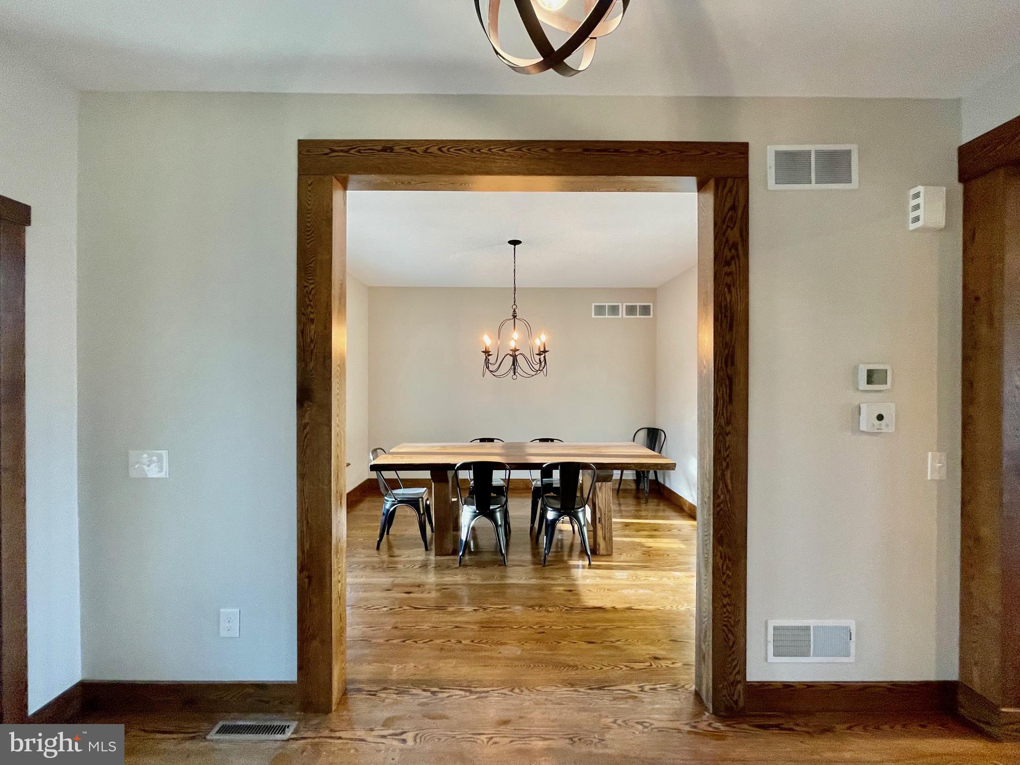 1380 Indian Peg Road Boiling Springs, PA 17007 - Photo 32 of 74 Dining room