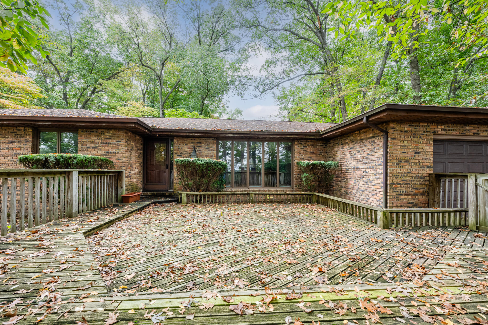 71353 State Line Road Edwardsburg, MI 49112 - Photo 2 of 28 Front