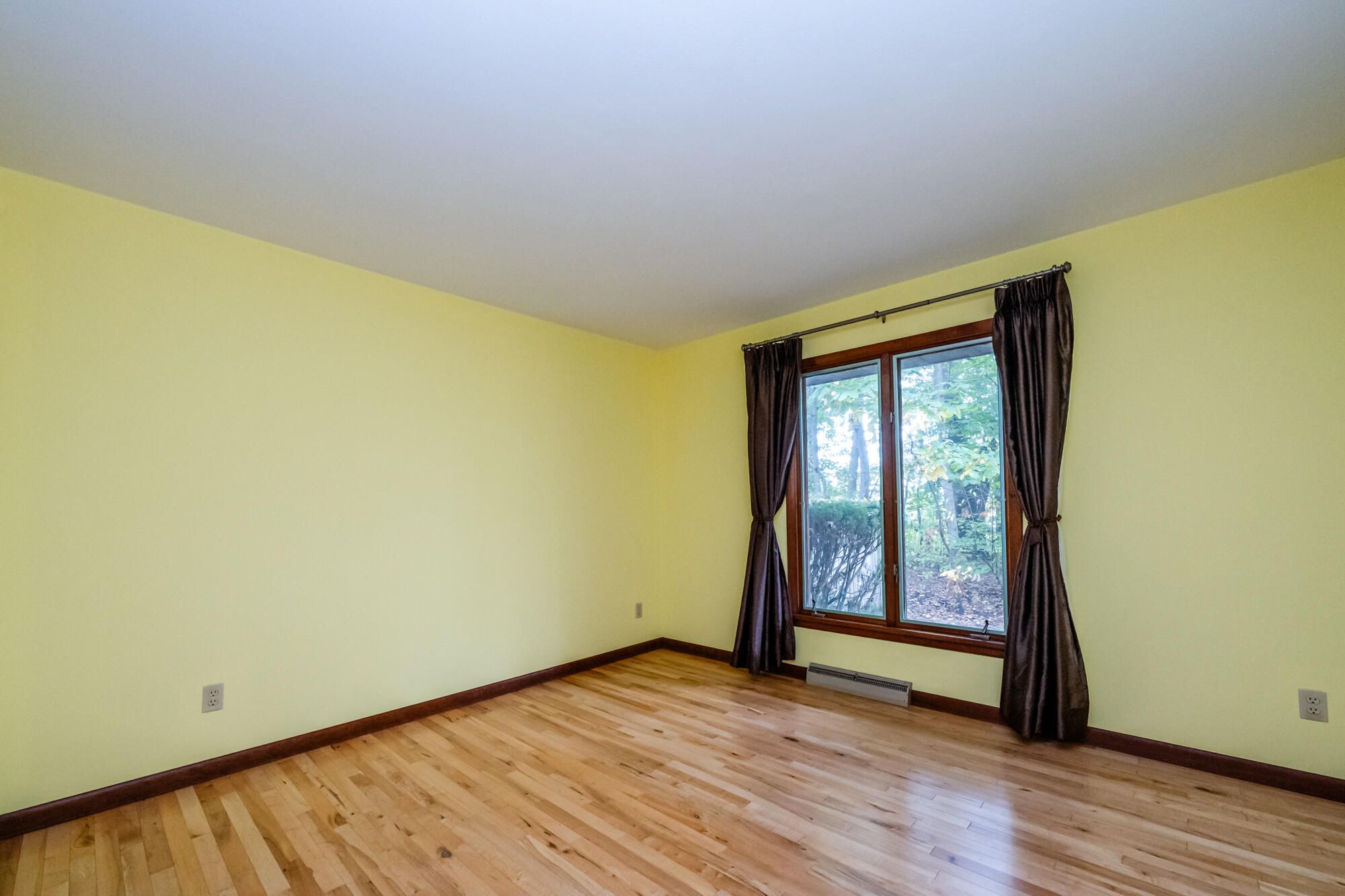 71353 State Line Road Edwardsburg, MI 49112 - Photo 22 of 28 Bedroom 3 Window to Frontyard