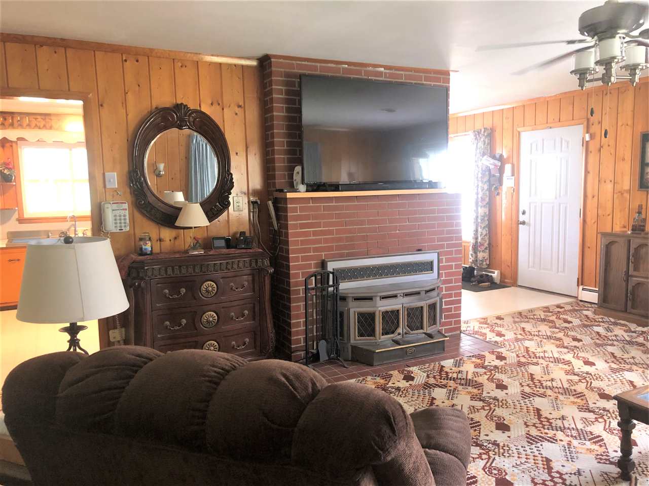 1330 North McKinley Road Flushing, MI 48433 - Photo 9 of 40 50017281-8.JPG