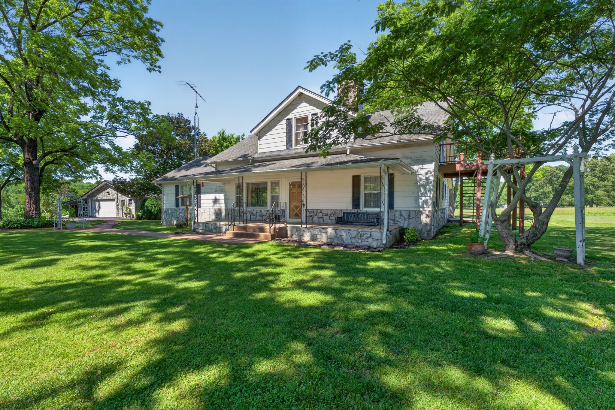697 Bottom Road Palmer, TN 37365 - Photo 9 of 45