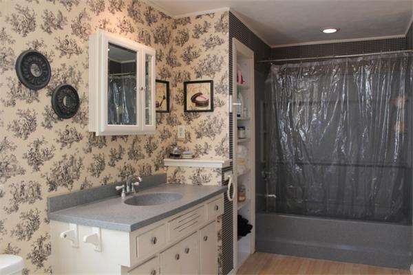 25 Ludlow Street Worcester, MA 01603 - Photo 21 of 27