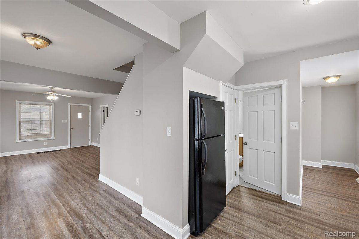 1810 Manse Road Waterford, MI 48328 - Photo 15 of 34 Gallery Image 15