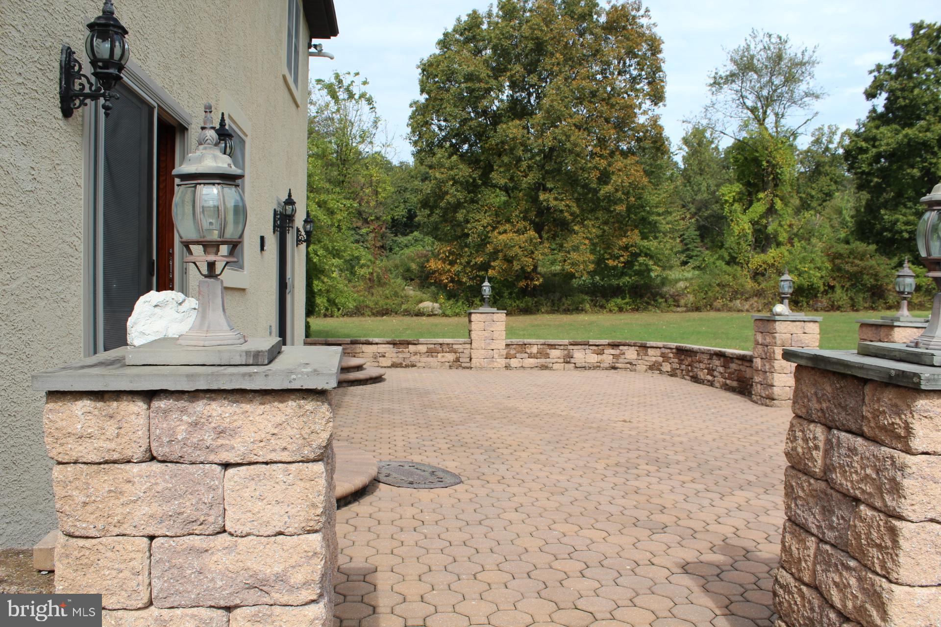 255 Kulps Road Barto, PA 19504 - Photo 13 of 71 Patioi